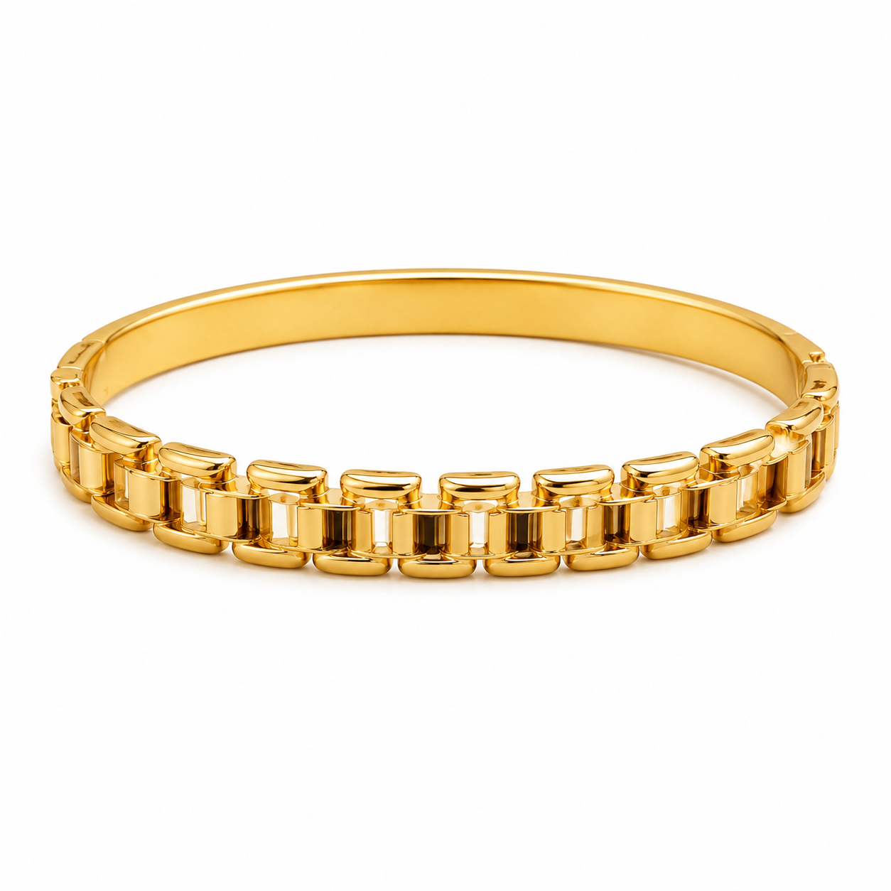 Golden Link Luxe Bangle